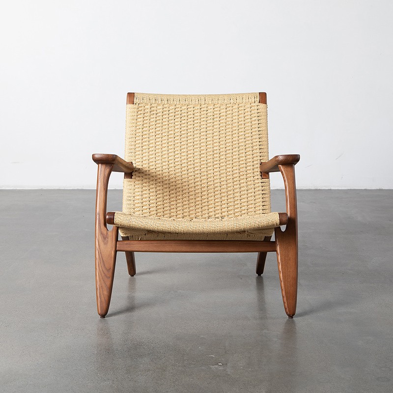 Replika Hans Wegner Ch25 lepotuoli